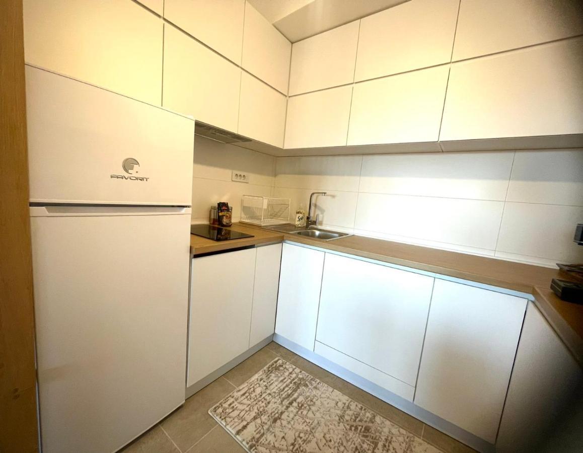 Apartman Nikol Kumanovo Exteriör bild